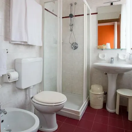 Benacus 巴多利诺