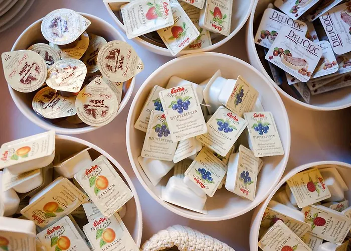 ホテル Benacus 2*