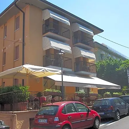 Benacus Hotel