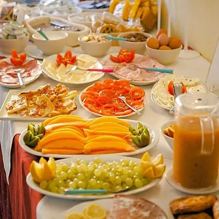 Benacus Otel