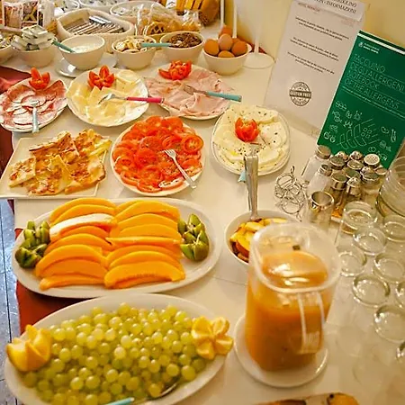 Otel Benacus