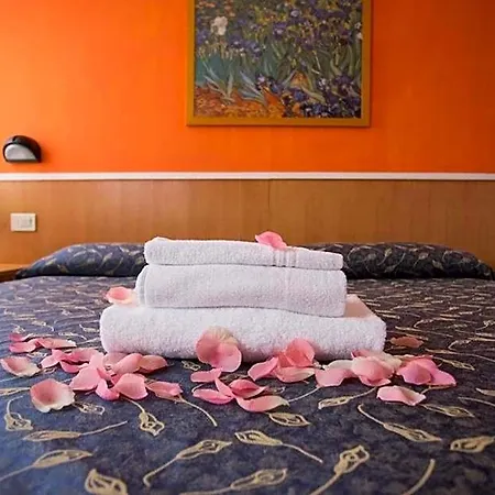 Hotel Benacus 2*