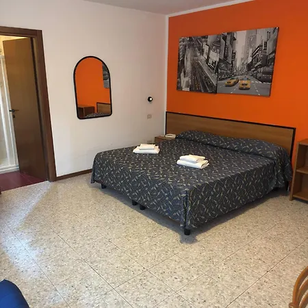 Otel Benacus Bardolino