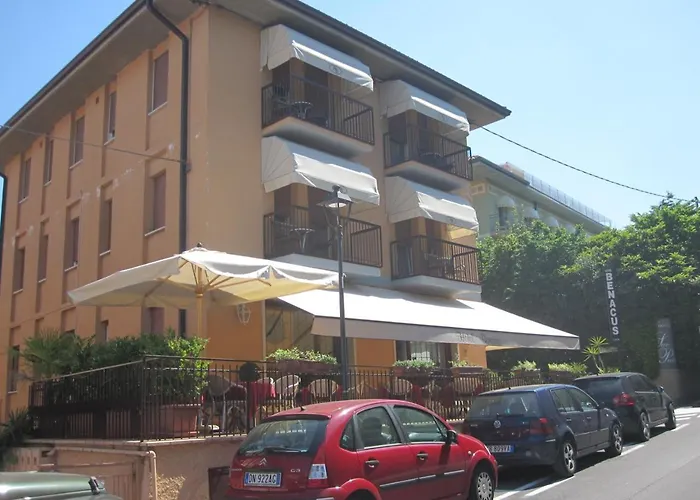 Benacus Otel
