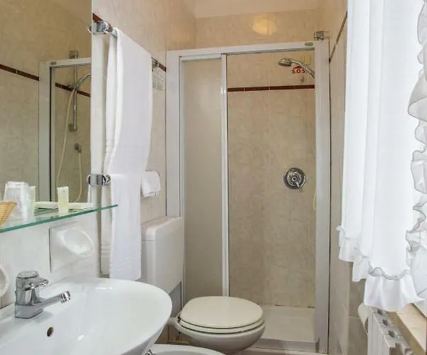 Otel Benacus Bardolino